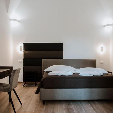 レッチェ Signuria Dimora Esclusiva Bed & Breakfast エクステリア 写真