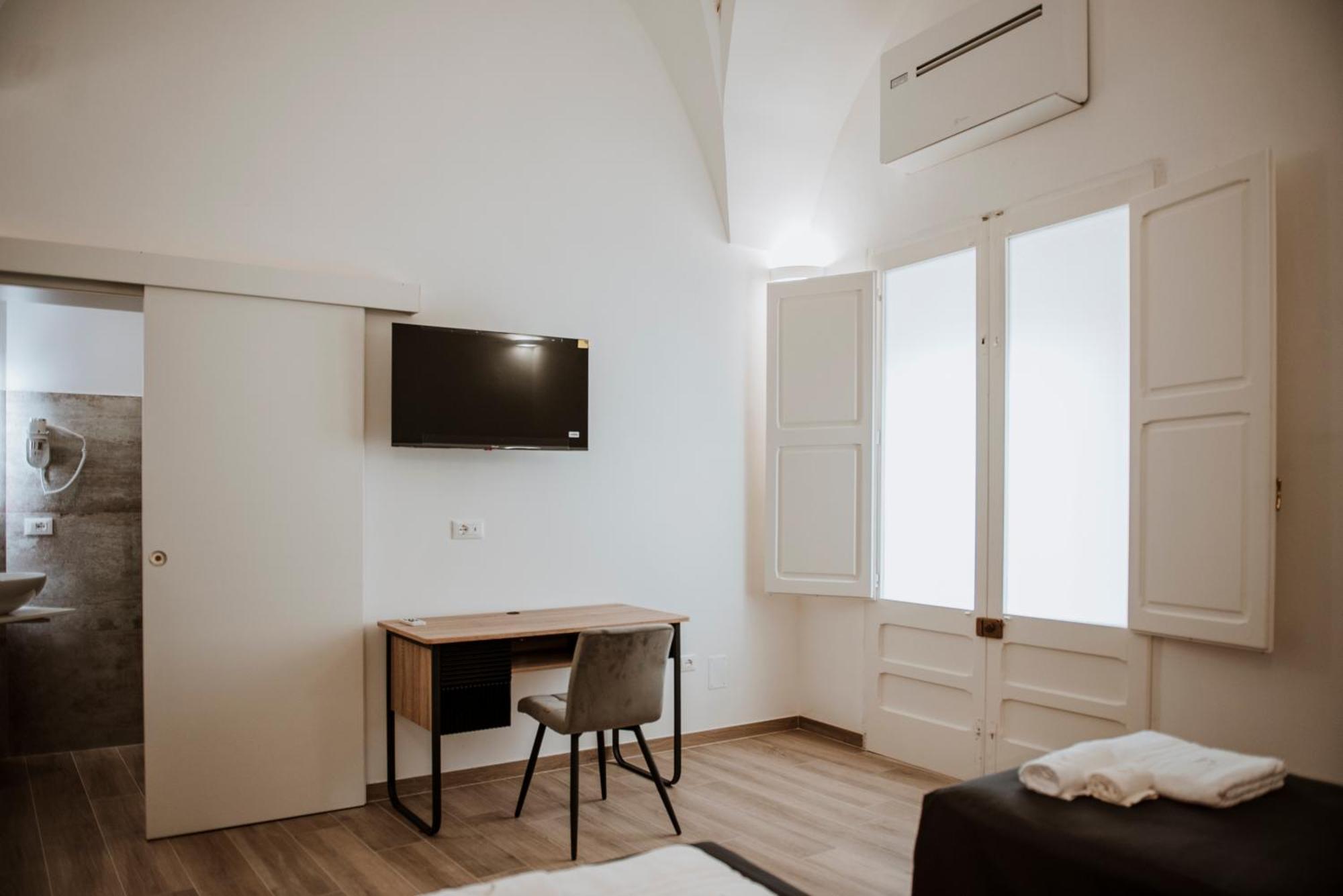 レッチェ Signuria Dimora Esclusiva Bed & Breakfast エクステリア 写真